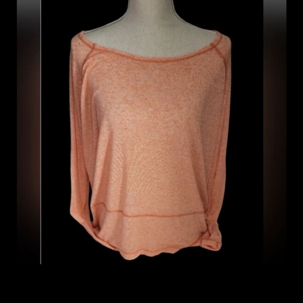 We the Free orange long sleeves top blouse size S boat neck light raw hem * - Picture 7 of 7
